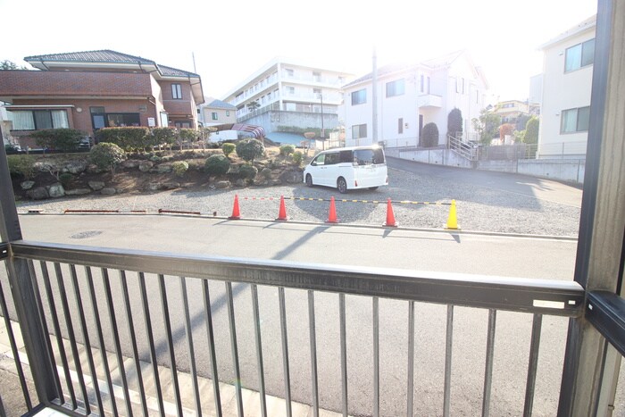 物件内観写真19　(室内からの展望)