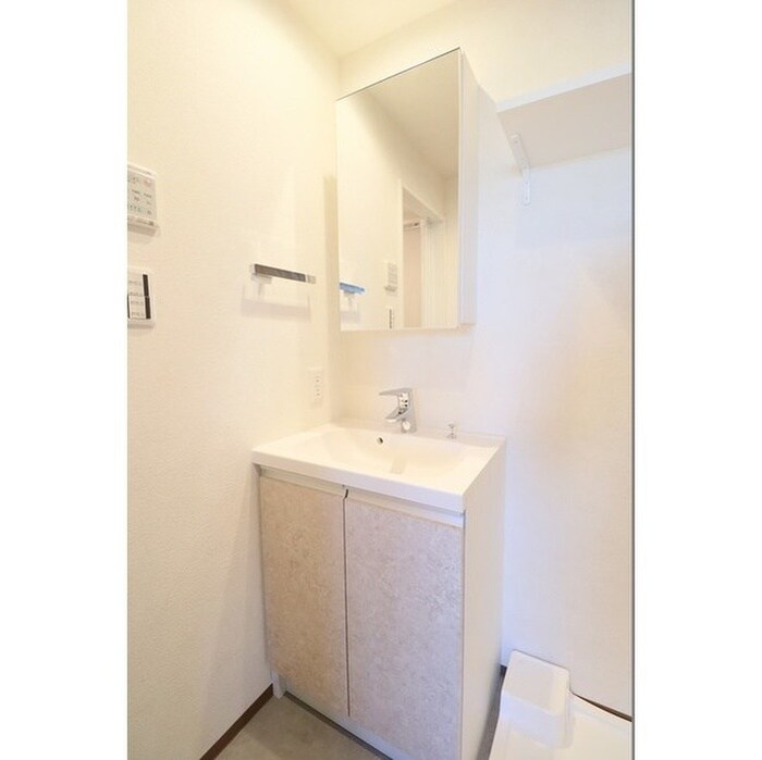 物件内観写真15　(洗面)