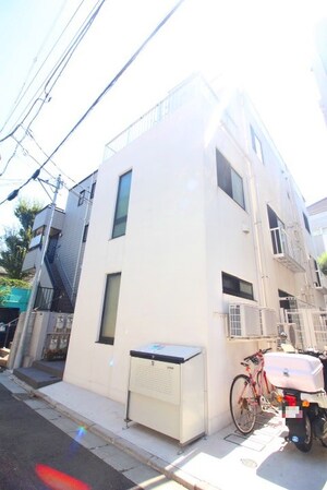PACE旗の台外観写真