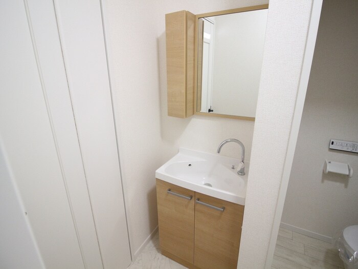 物件内観写真15　(洗面)