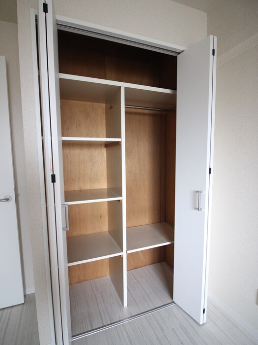 物件内観写真11　(収納)