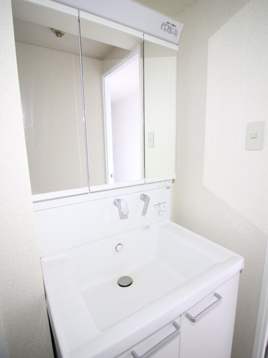 物件内観写真16　(洗面)