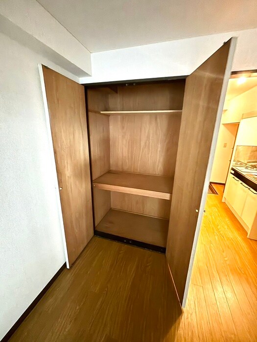 物件内観写真7　(収納)