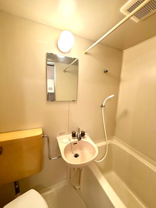 物件内観写真15　(洗面)