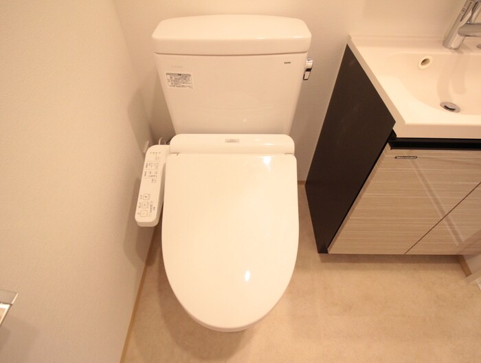 物件内観写真12　(トイレ)