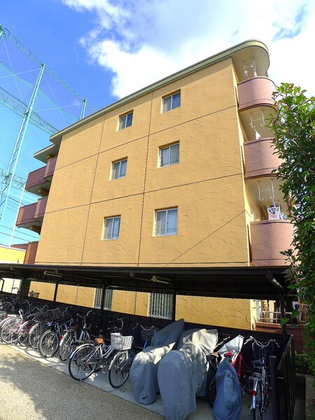 ロイヤルスター外観写真