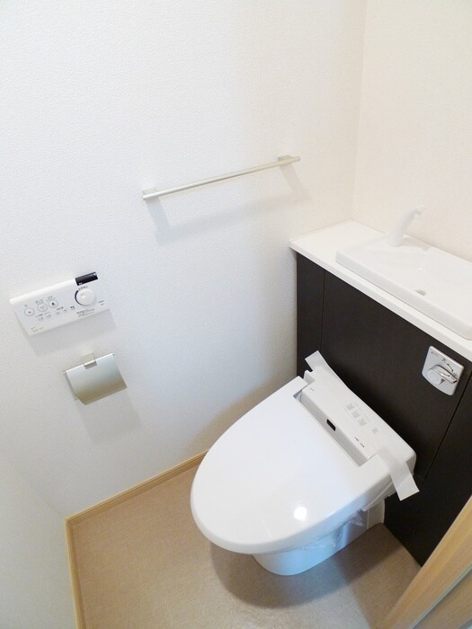 物件内観写真11　(トイレ)