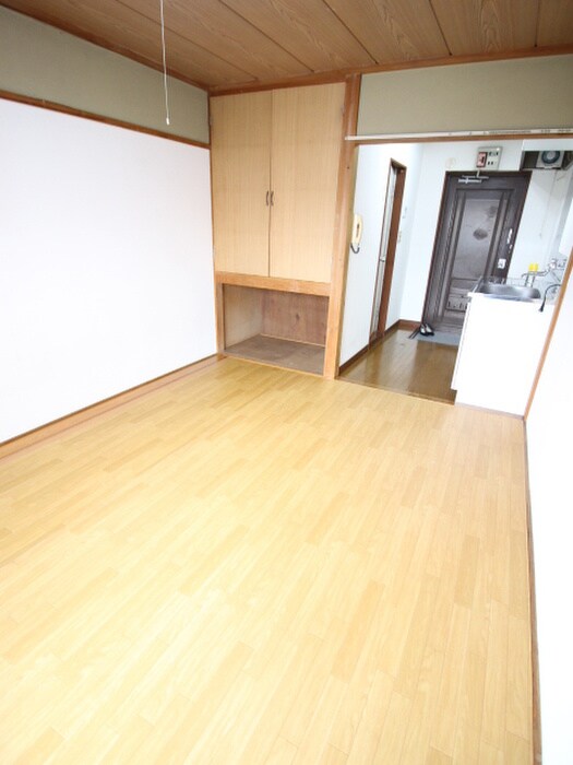 物件内観写真6　(居室)