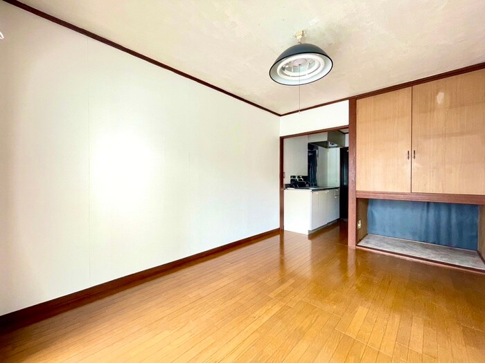 物件内観写真8　(居室)