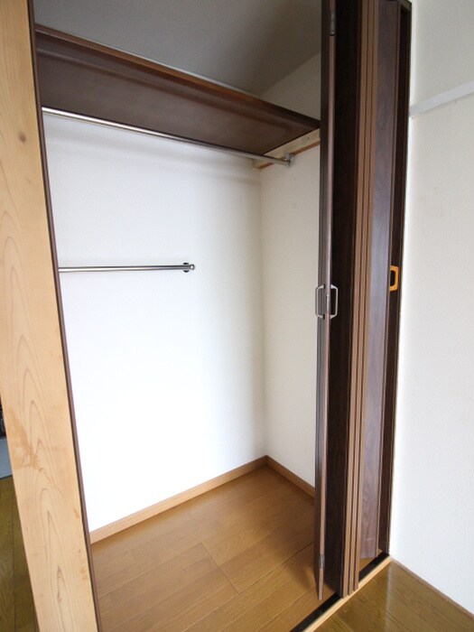 物件内観写真11　(収納)