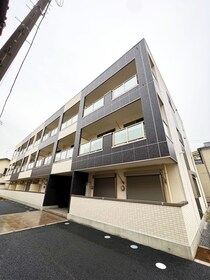 クラウンマンションの外観写真