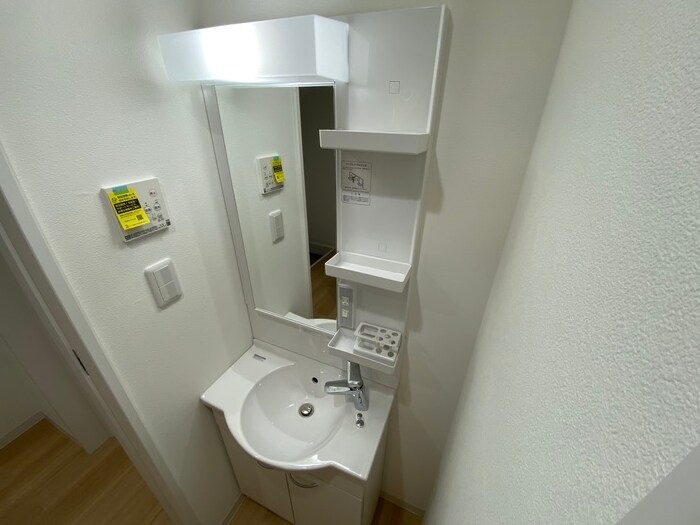 物件内観写真14　(洗面)