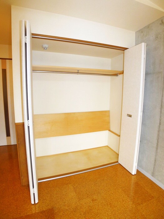 物件内観写真10　(収納)