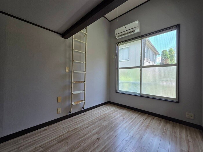 物件内観写真13　(居室)