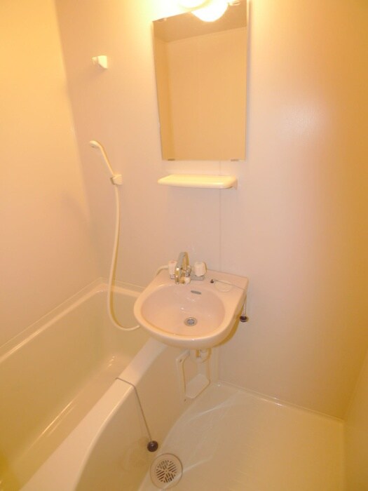 物件内観写真8　(バス／シャワールーム等)