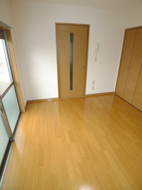 物件内観写真10　(居室)