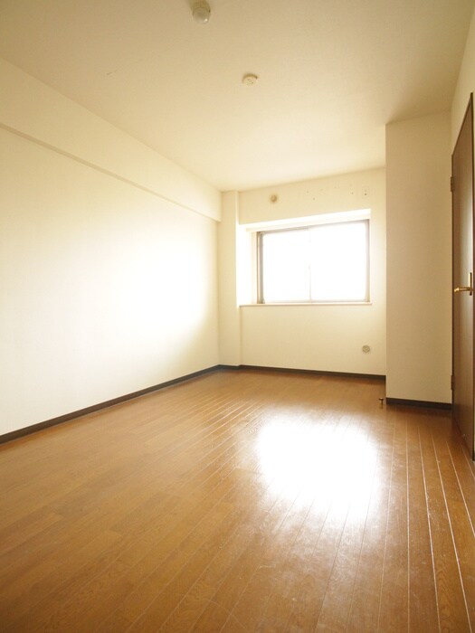 物件内観写真21　(居室)