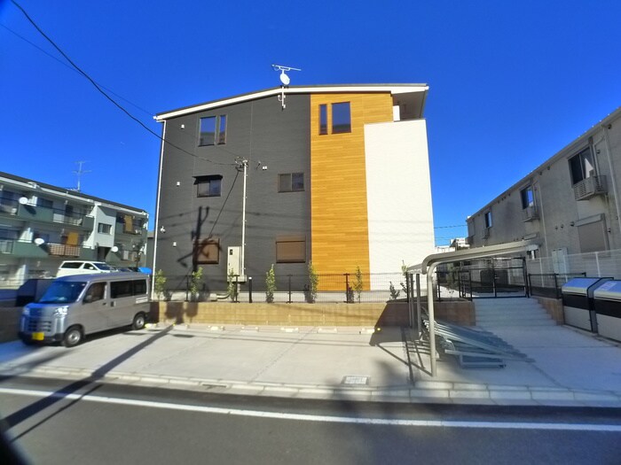 グレイス鹿浜の駐車場