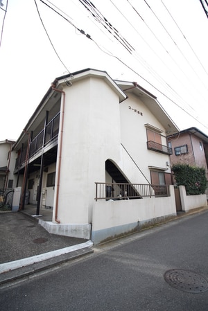 コーポ赤坂外観写真