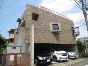 ファミ－ユ小島町外観写真