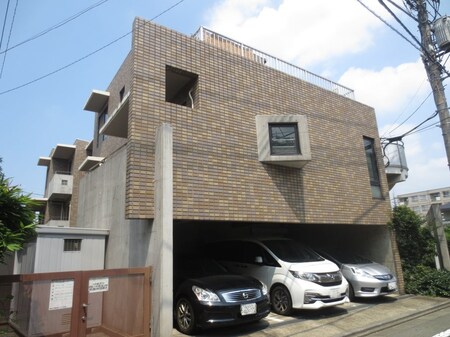 ファミ－ユ小島町外観写真