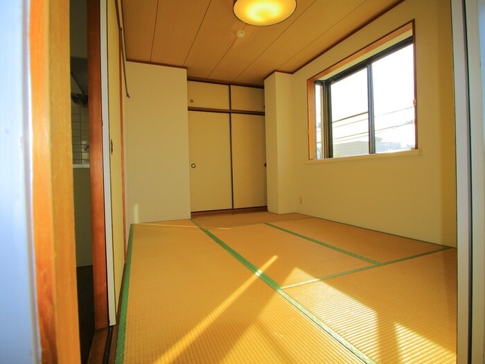 物件内観写真9　(居室)