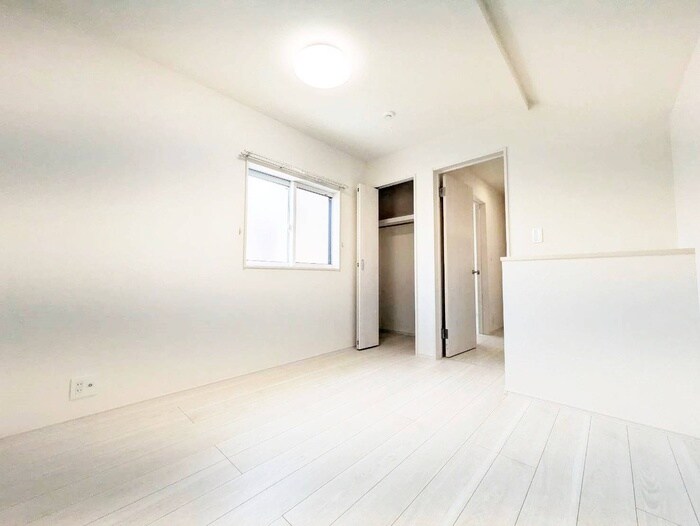 物件内観写真8　(居室)