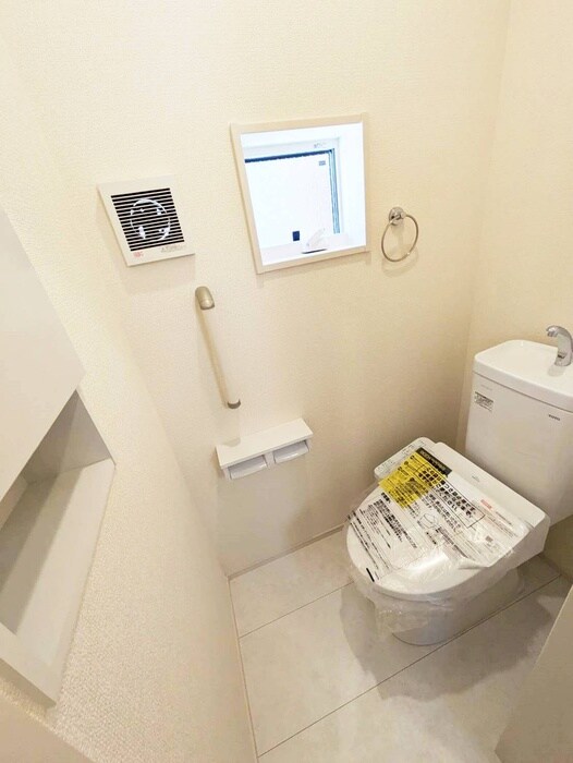 物件内観写真12　(トイレ)