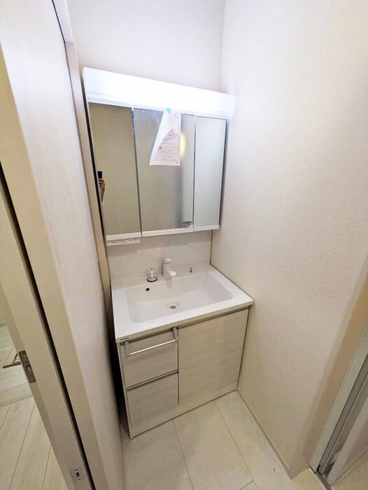 物件内観写真13　(洗面)