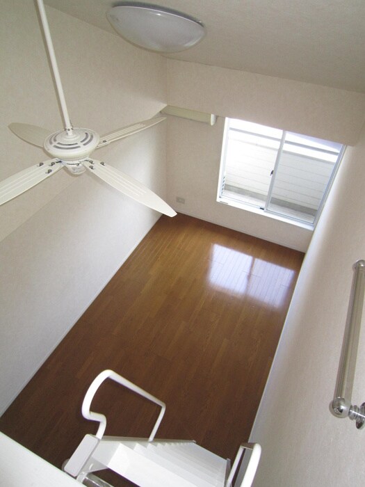 物件内観写真10　(居室)