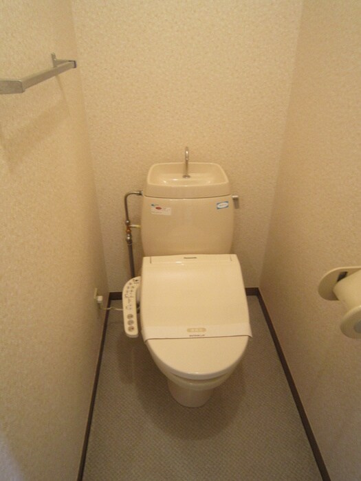 物件内観写真9　(トイレ)