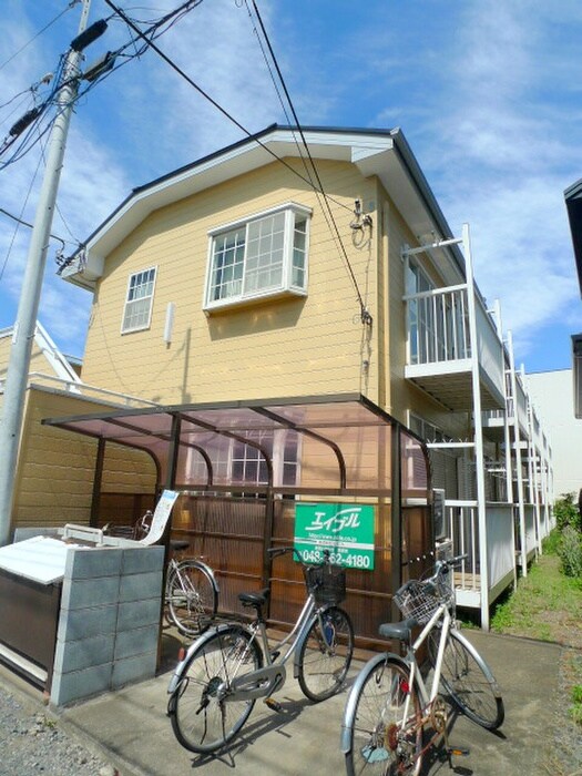 物件外観写真2　(駐輪場)