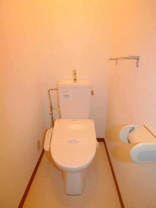 物件内観写真12　(トイレ)