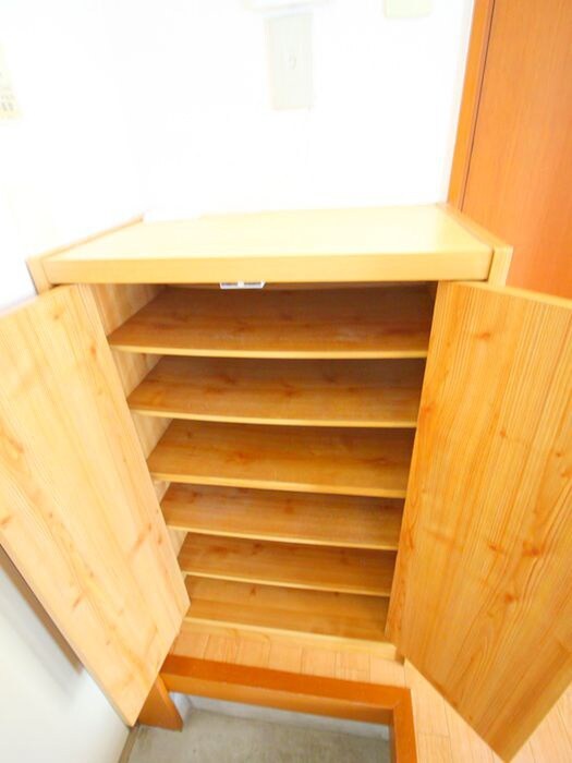 物件内観写真14　(靴箱)