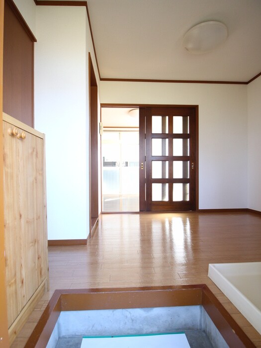 物件内観写真15　(玄関)