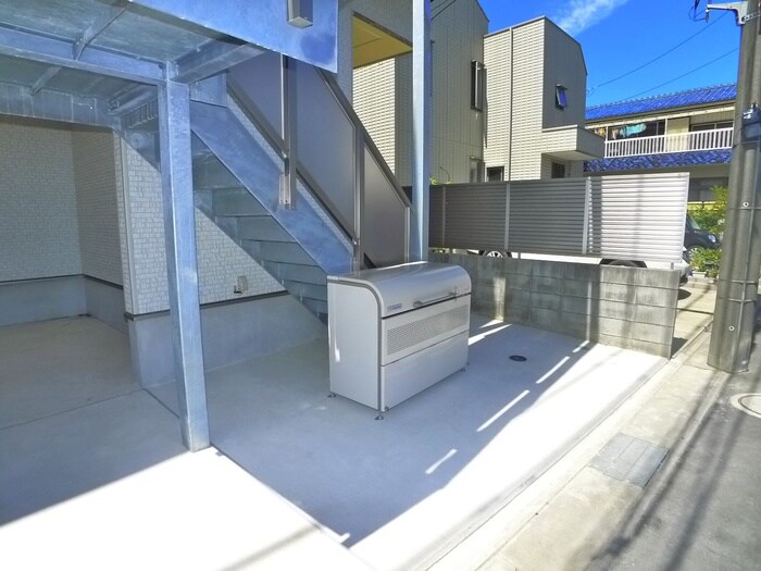 物件外観写真4　(建物設備)