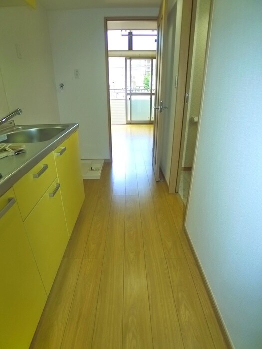 物件内観写真19　(廊下)