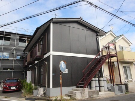 ファイブ鶴巻外観写真