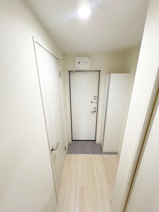 物件内観写真18　(玄関)