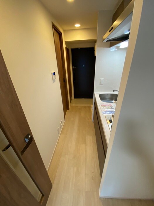 物件内観写真11　(廊下)