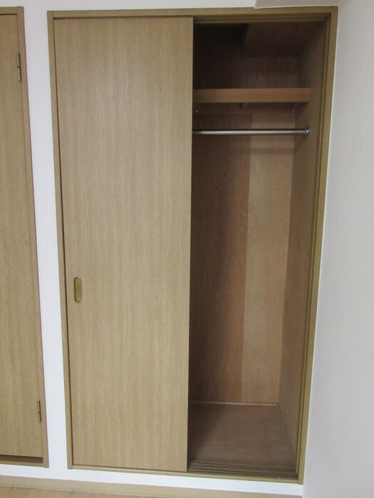 物件内観写真10　(収納)