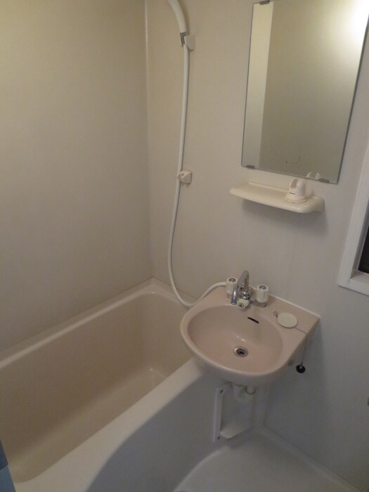物件内観写真12　(バス／シャワールーム等)