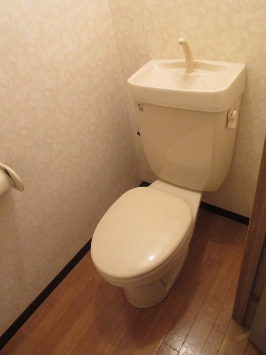 物件内観写真13　(トイレ)