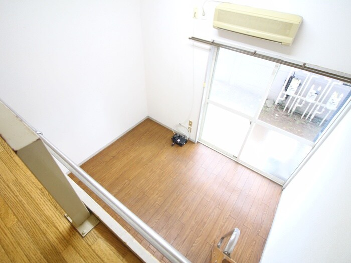 物件内観写真11　(居室)