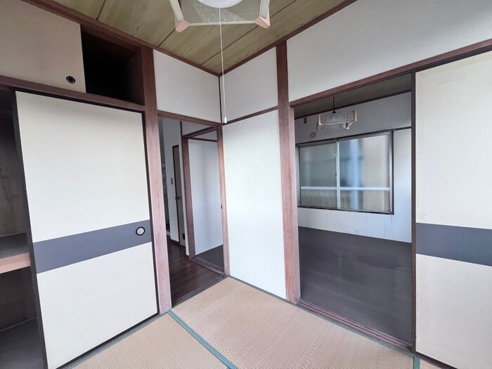 物件内観写真10　(居室)