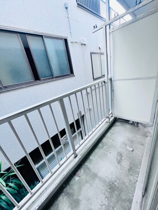 物件内観写真11　(ベランダ・バルコニー)