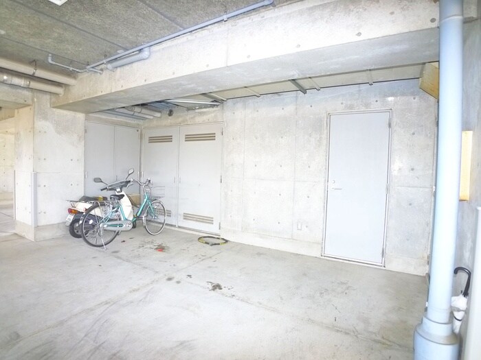 田村ビルの駐輪場