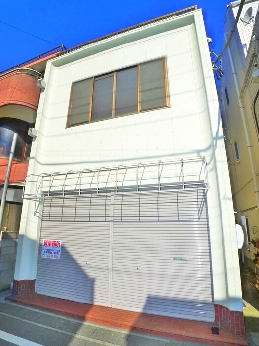 物件外観写真6　(外観写真)