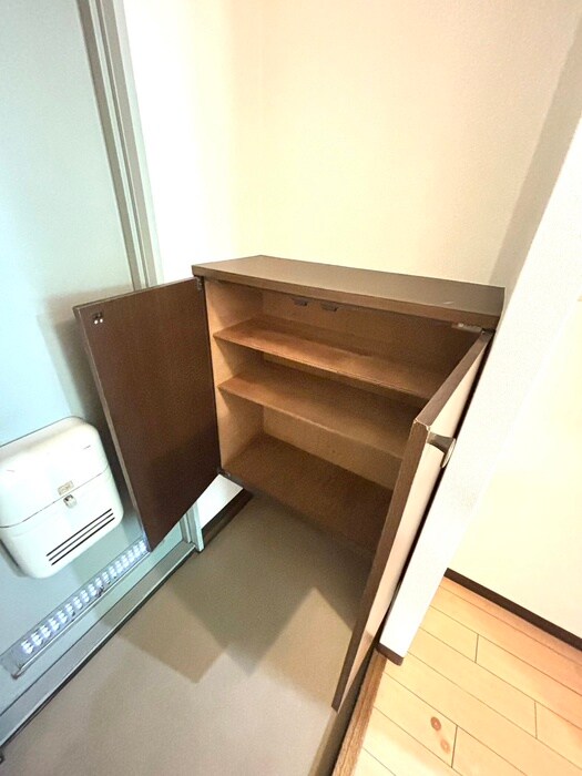 物件内観写真18　(靴箱)