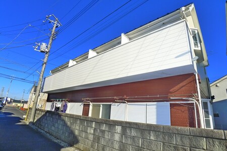 ラデヴィーナ六実外観写真